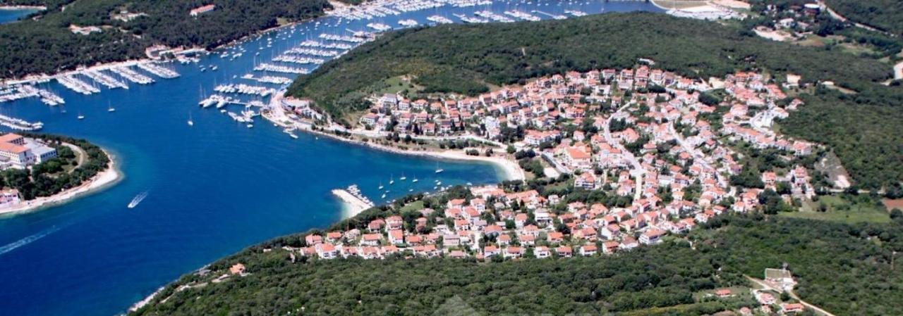 Martina ---80m From The Sea--- Pula